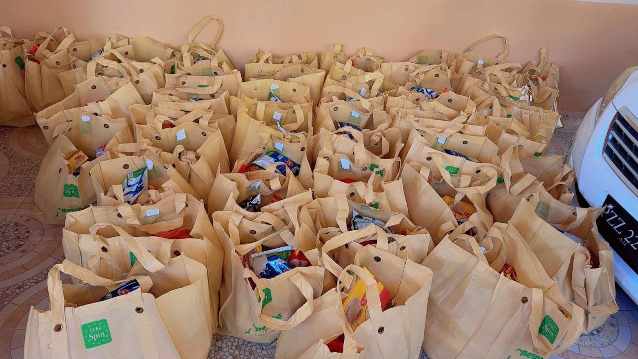 Hamper Distribution 2025